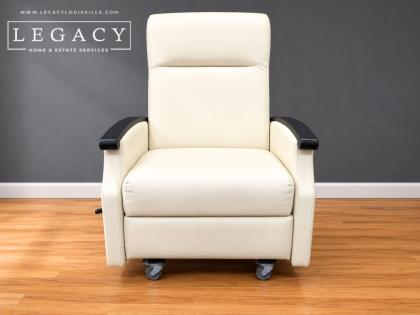 Medical Grade Mobile Recliner Chair with Casters