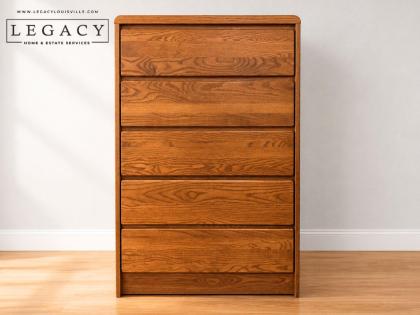 Child Craft Solid Oak 5 Drawer Dresser