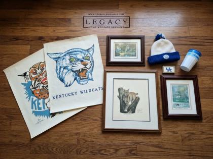 Go Big Blue Lot of Vintage Kentucky Wildcats Collectibles