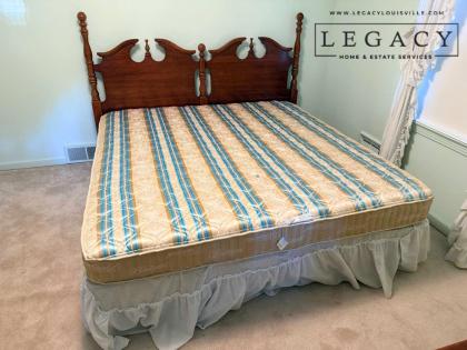 Vintage American Colonial Solid Wood Bed Frame